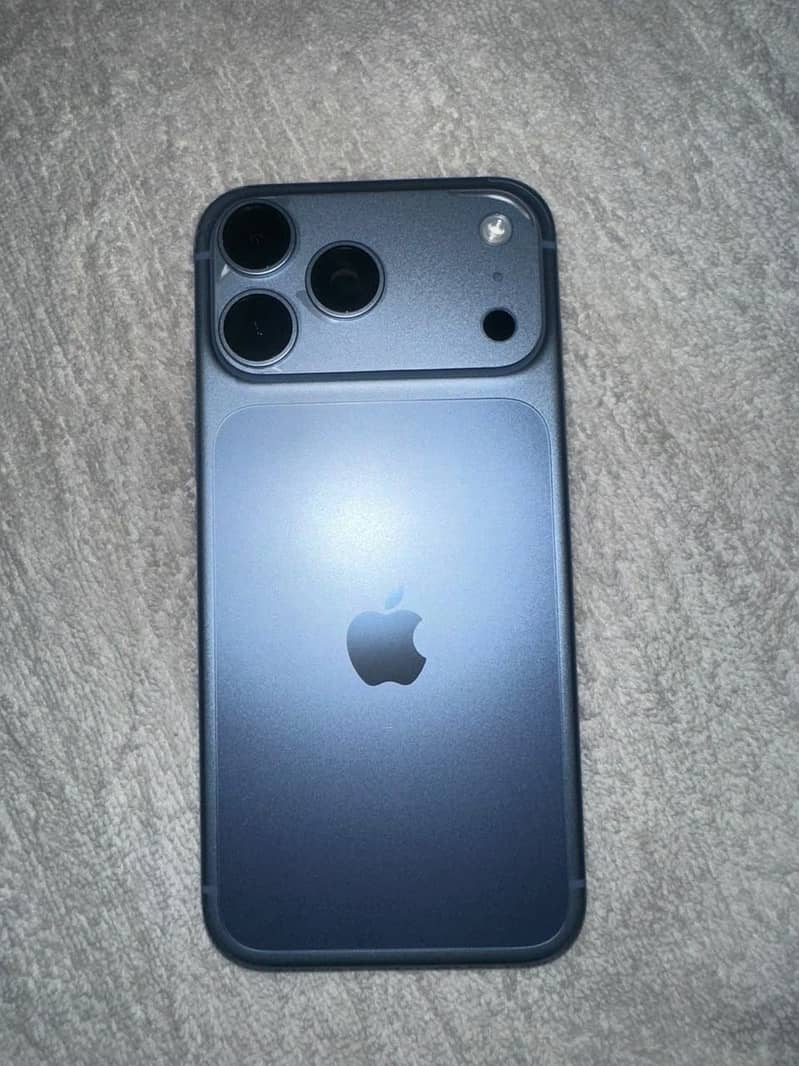 Apple iPhone 18 Pro Max 3