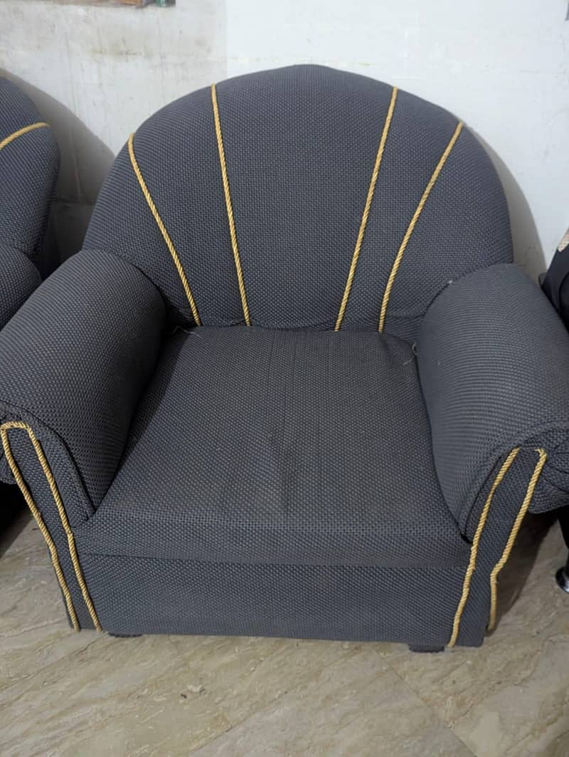 5 seater sofa 3