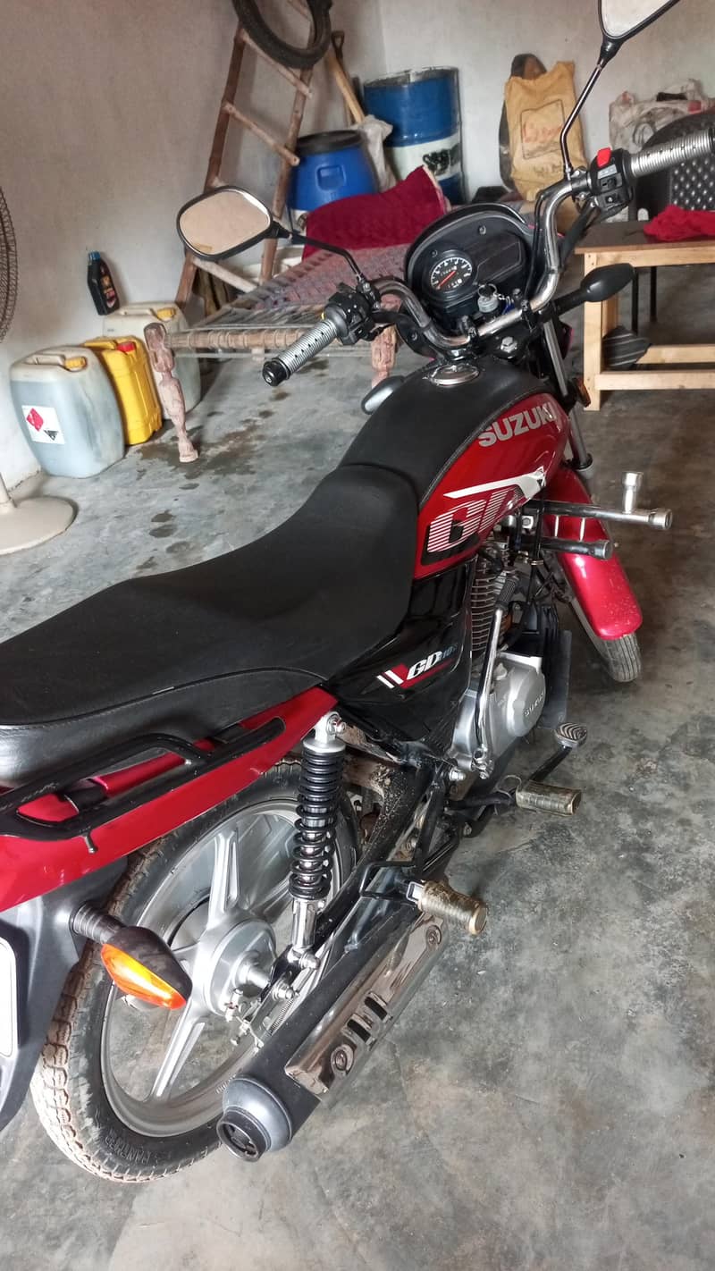 Suzuki 2