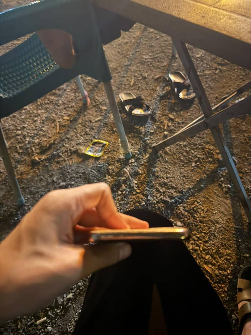Apple iPhone 11 Pro Max 4