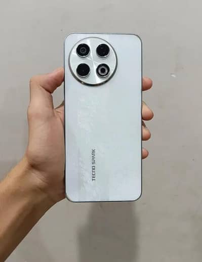 Tecno SPARK 30 Pro