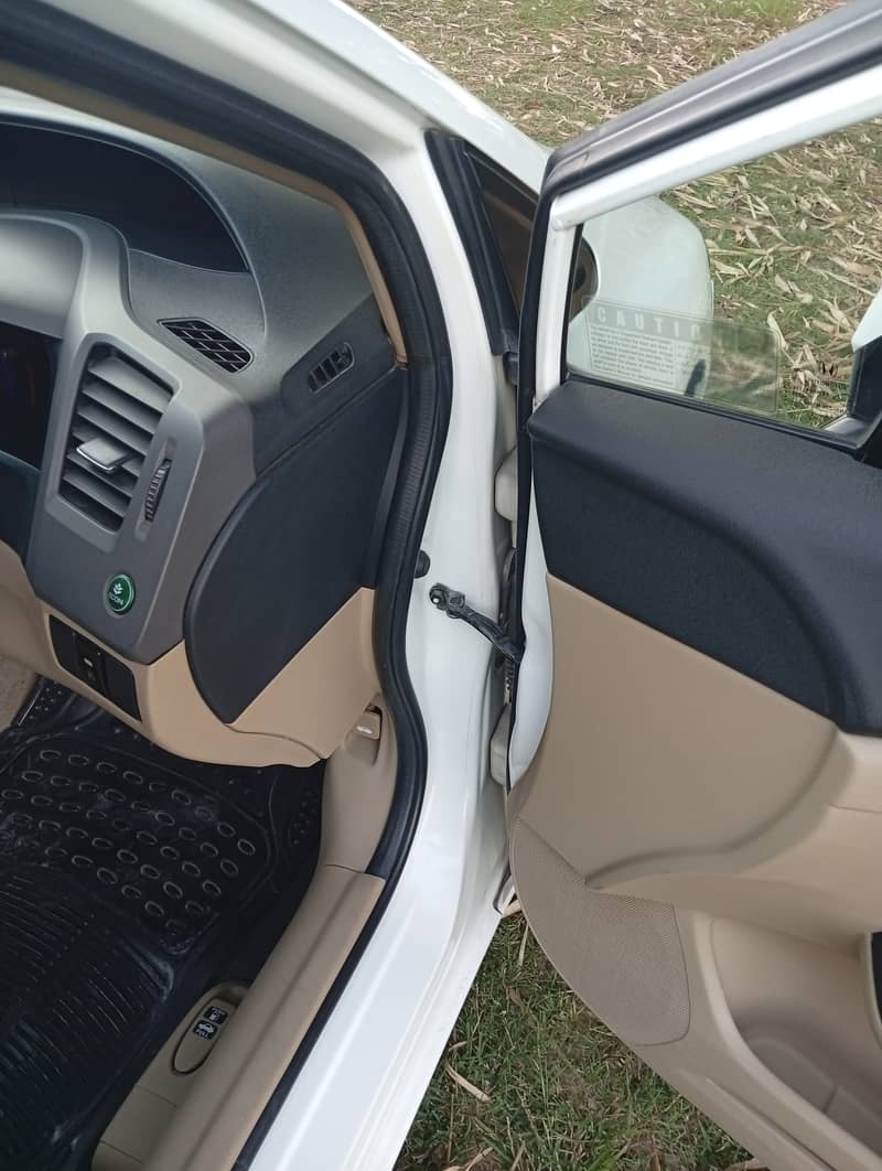 2014 prosmatic white 10