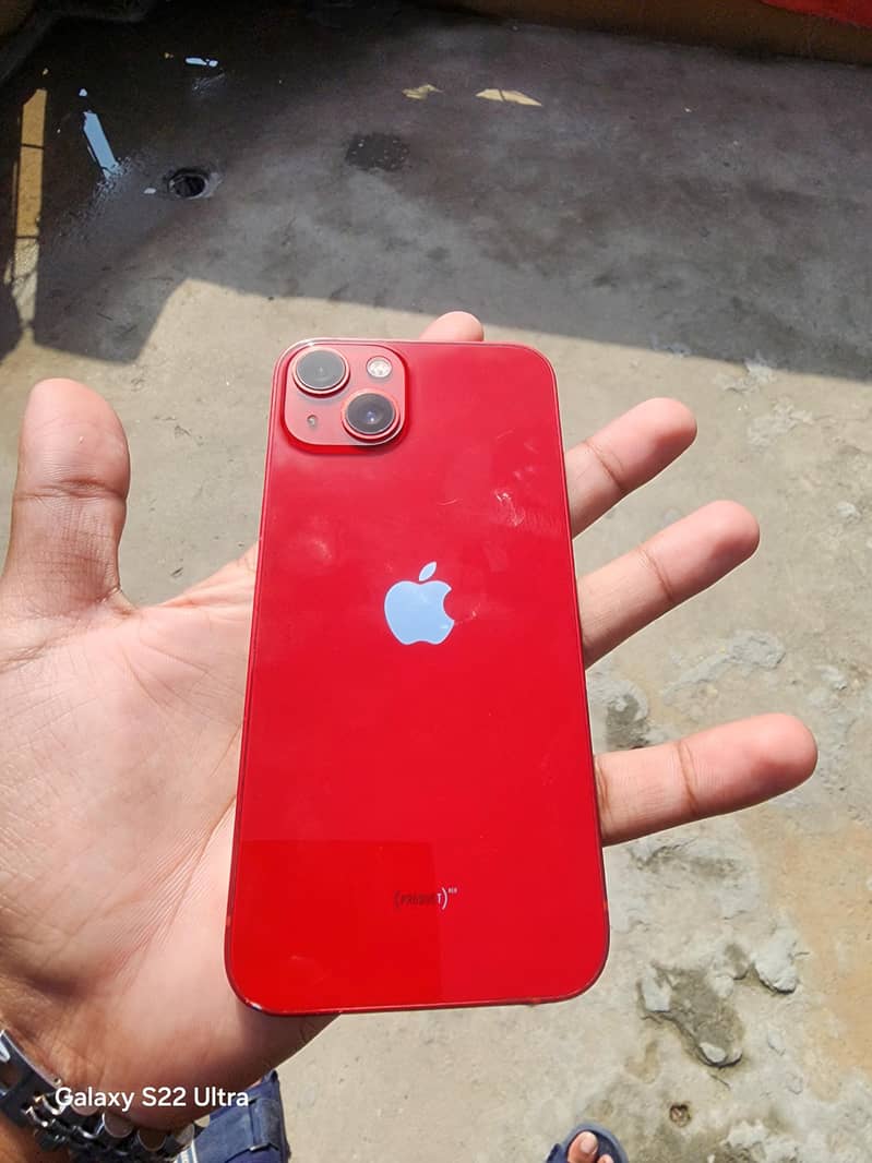 Apple iPhone 13 1