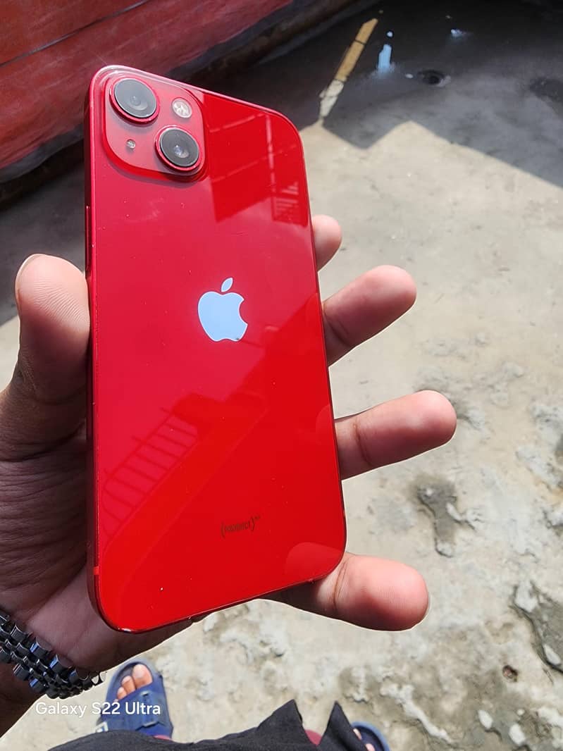 Apple iPhone 13 5