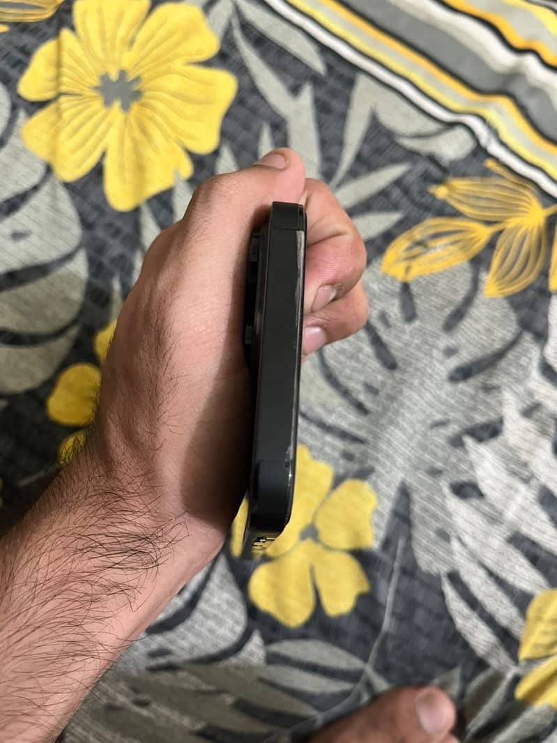 Apple iPhone 14 Pro Max 3