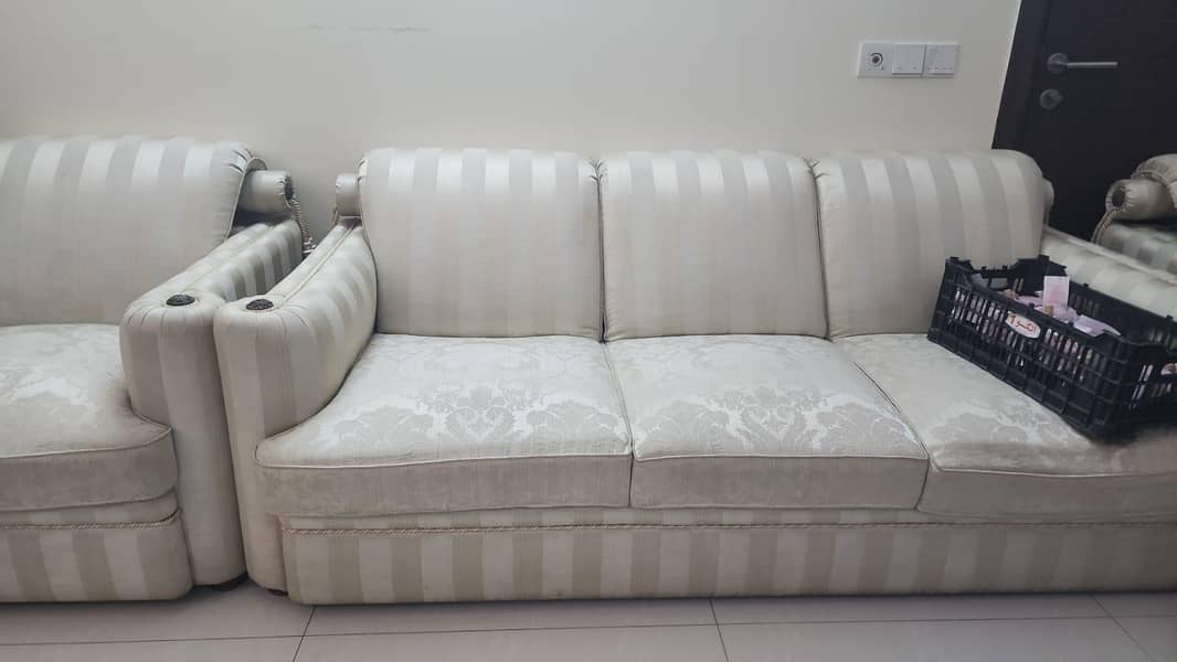 Sofa and more 9
