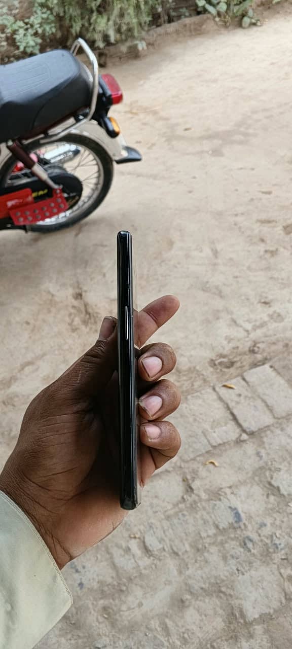One Plus 9 4