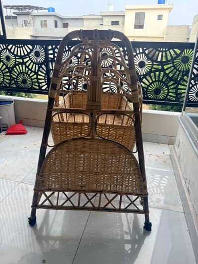Baby cradle / jhoola 1 year tk k liye