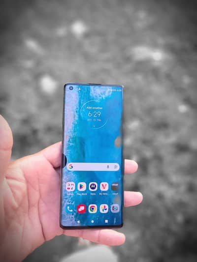 Motorola Edge Plus