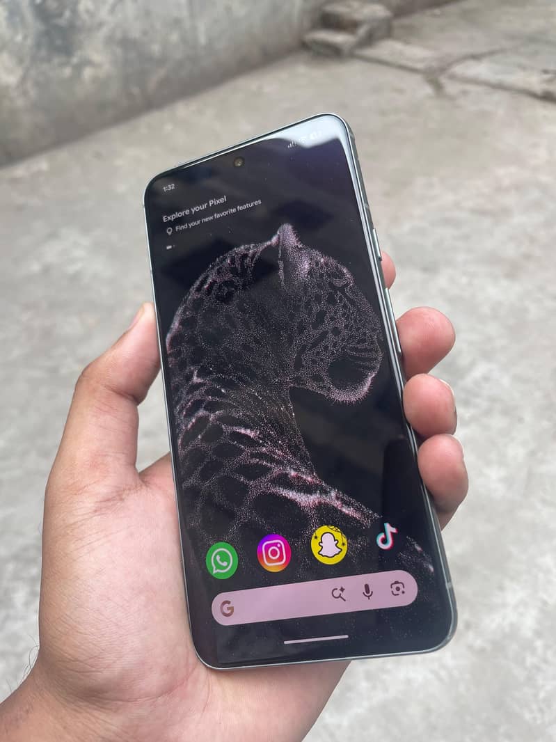 Google Pixel 8 2