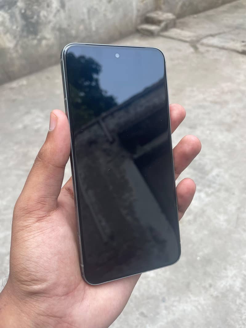 Google Pixel 8 3
