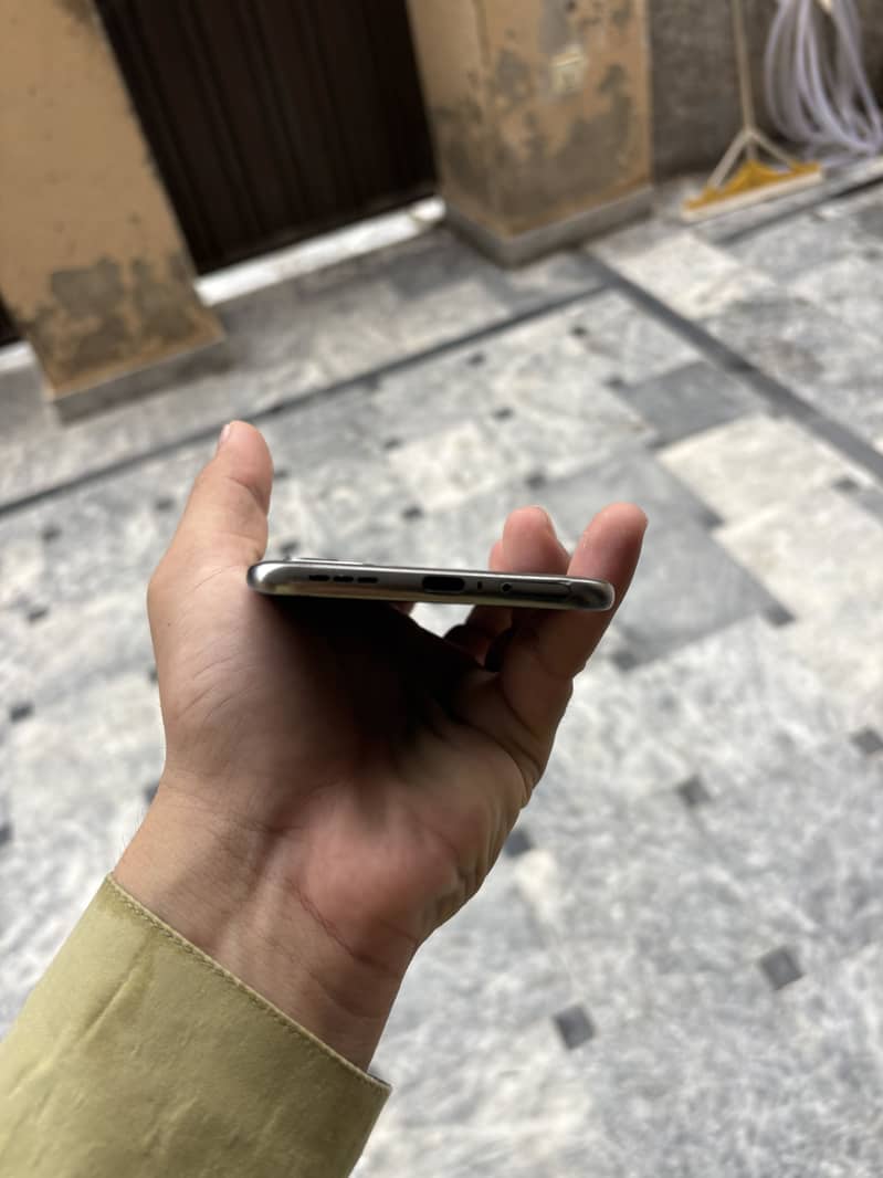 Techno Spark 40 Pro Plus 6