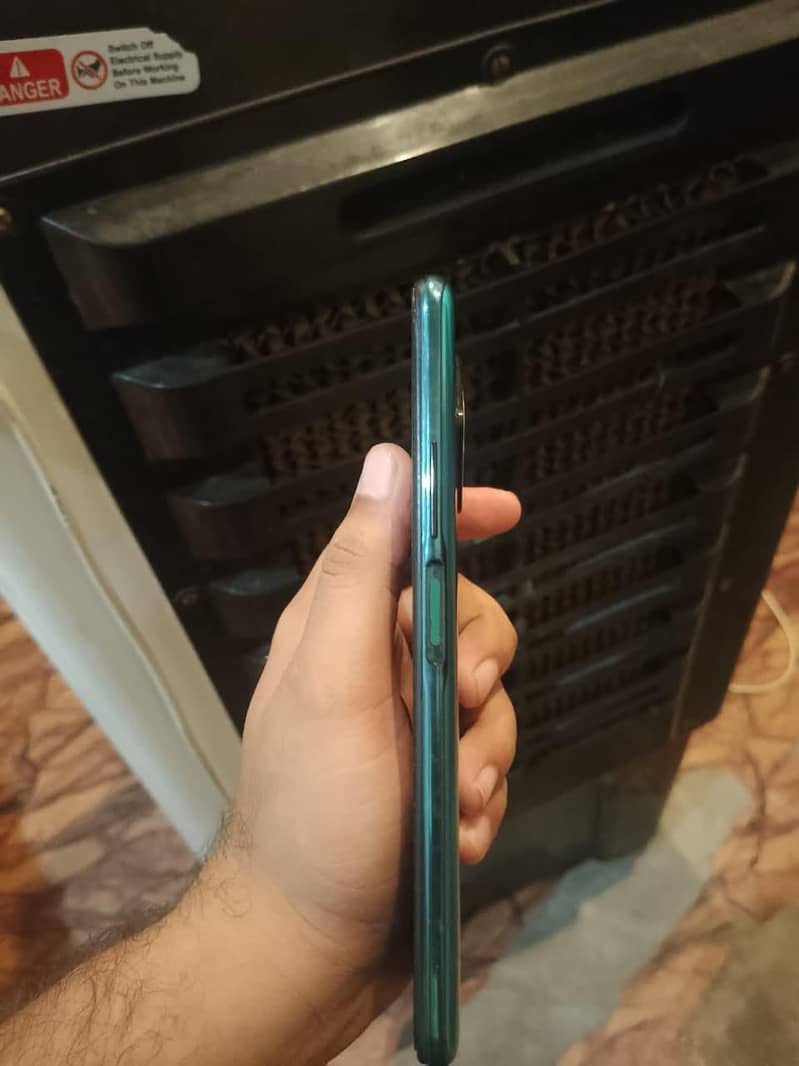Infinix Note 8i 4