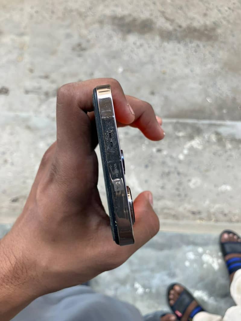 Infinix Note 30 6