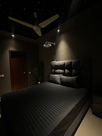 Studio Apartment Available in Defence View Apartments (DVA), opposite Shanghai Road Phase-4 DHA per day rent