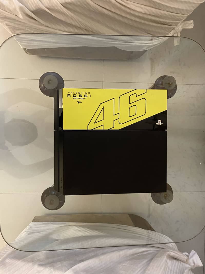 PS4 FAT 1TB + 2 Controllers 3