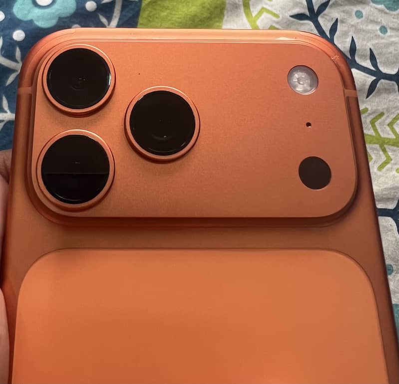 Apple iPhone 17 Pro Max 3