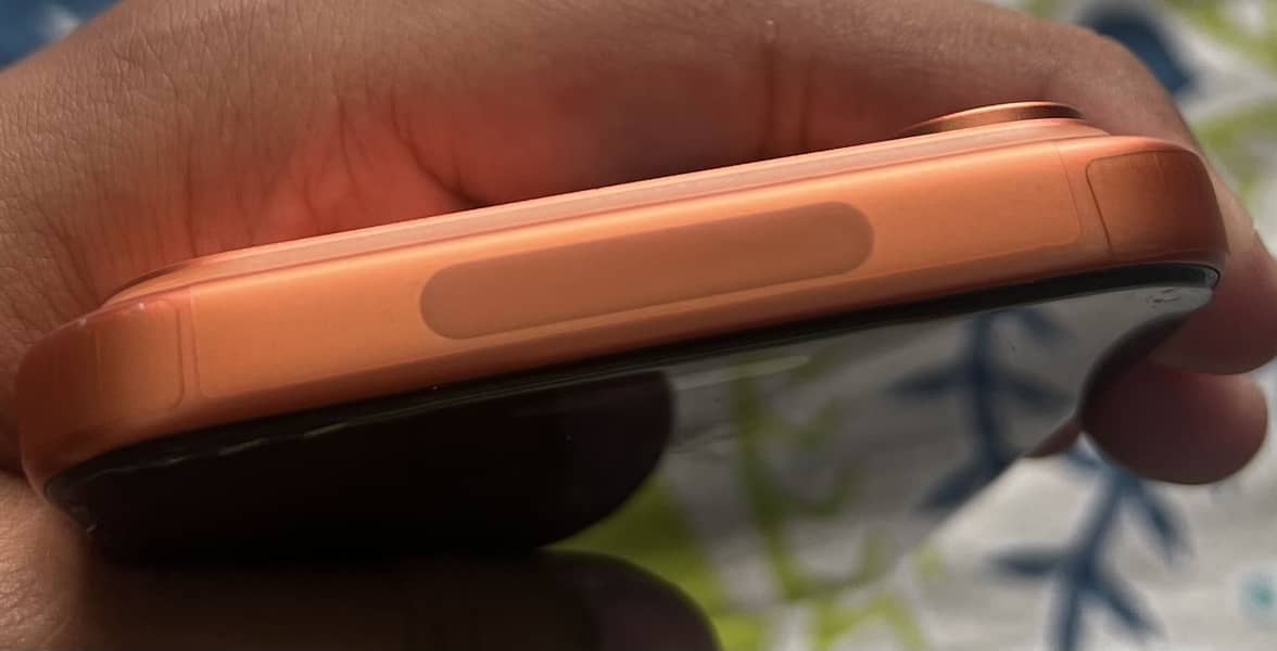 Apple iPhone 17 Pro Max 5