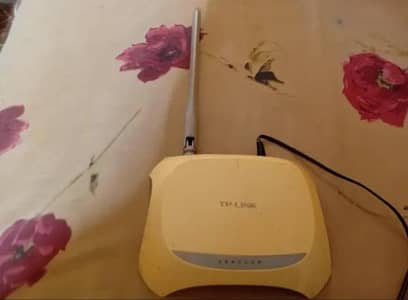 1 antenna TP-LINK wifi router