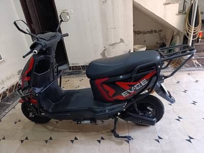 Evee Genz ELECTRIC Scooty