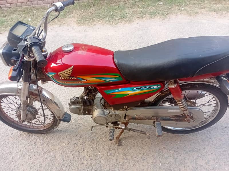 Dhoom 70cc 0