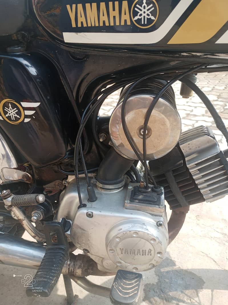 Yamaha 1