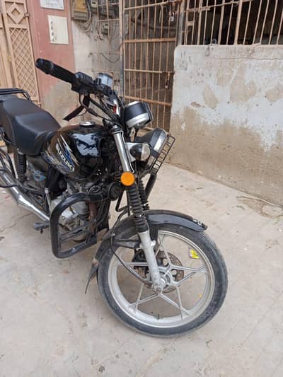 Suzuki GS 150 SE 2022