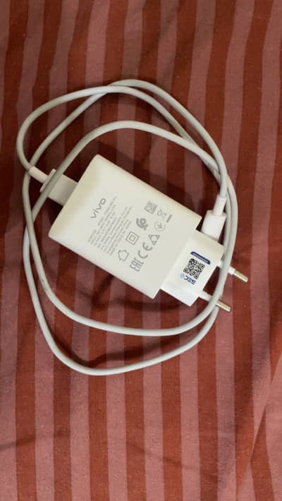 Vivo moblie orignal charger only