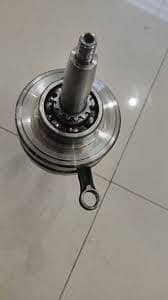 weight /crank shaft 100cc honda pridor genuine weight without box .