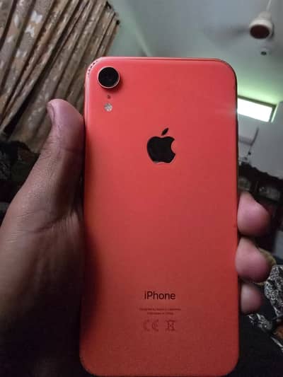 Apple iPhone XR
