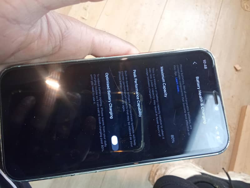 Apple iPhone 11 3