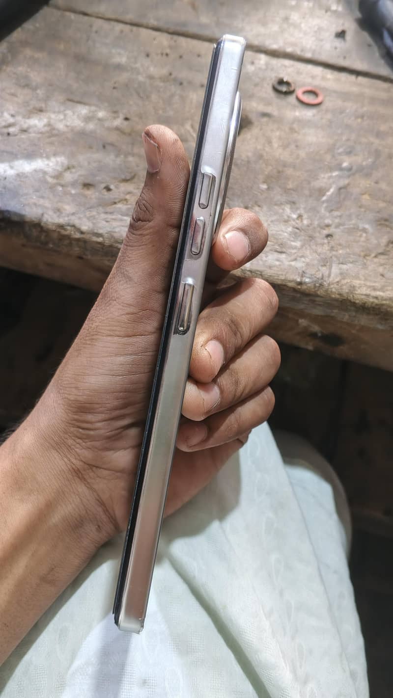 Tecno CAMON 30 4