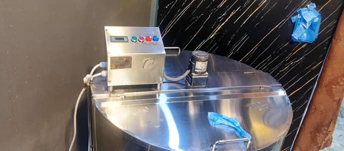 300 litter Chiller , rounde shape