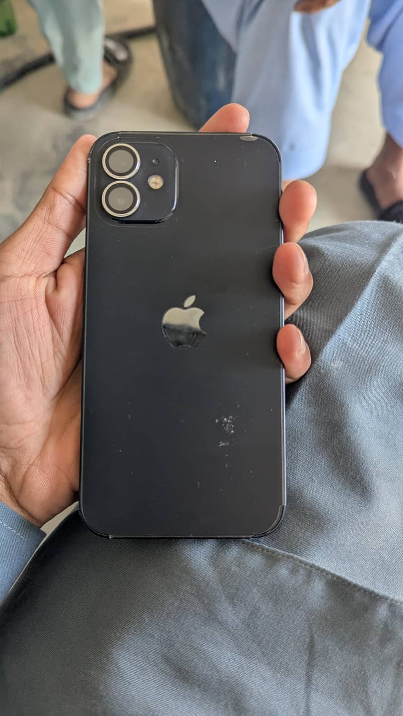 Apple iPhone 12 0