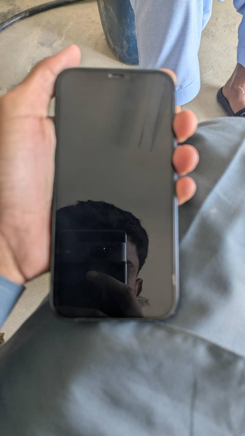 Apple iPhone 12 6