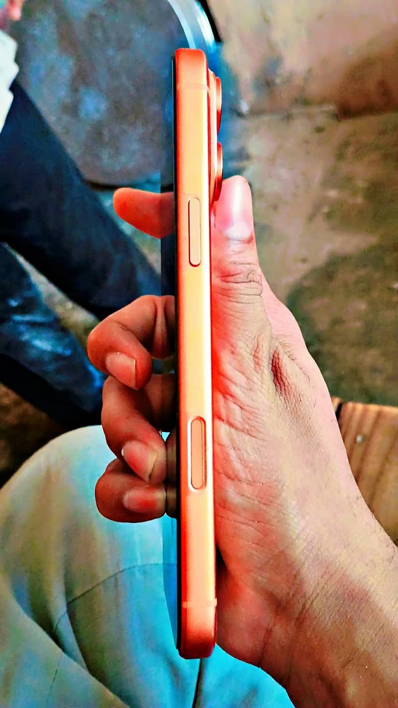 Apple iPhone 17 Pro Max 5