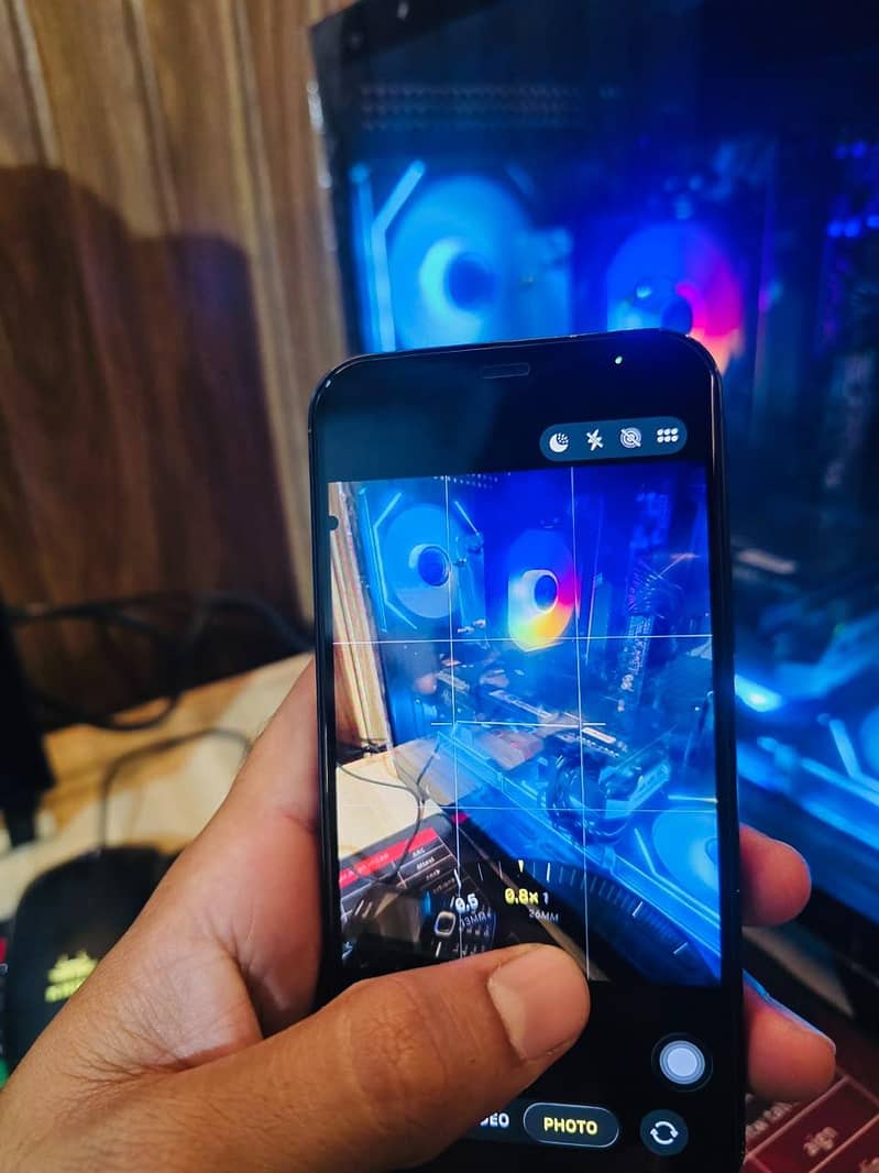 Apple iPhone 12 5