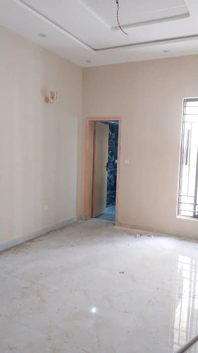 10 Marla Spanish House Available For Sale