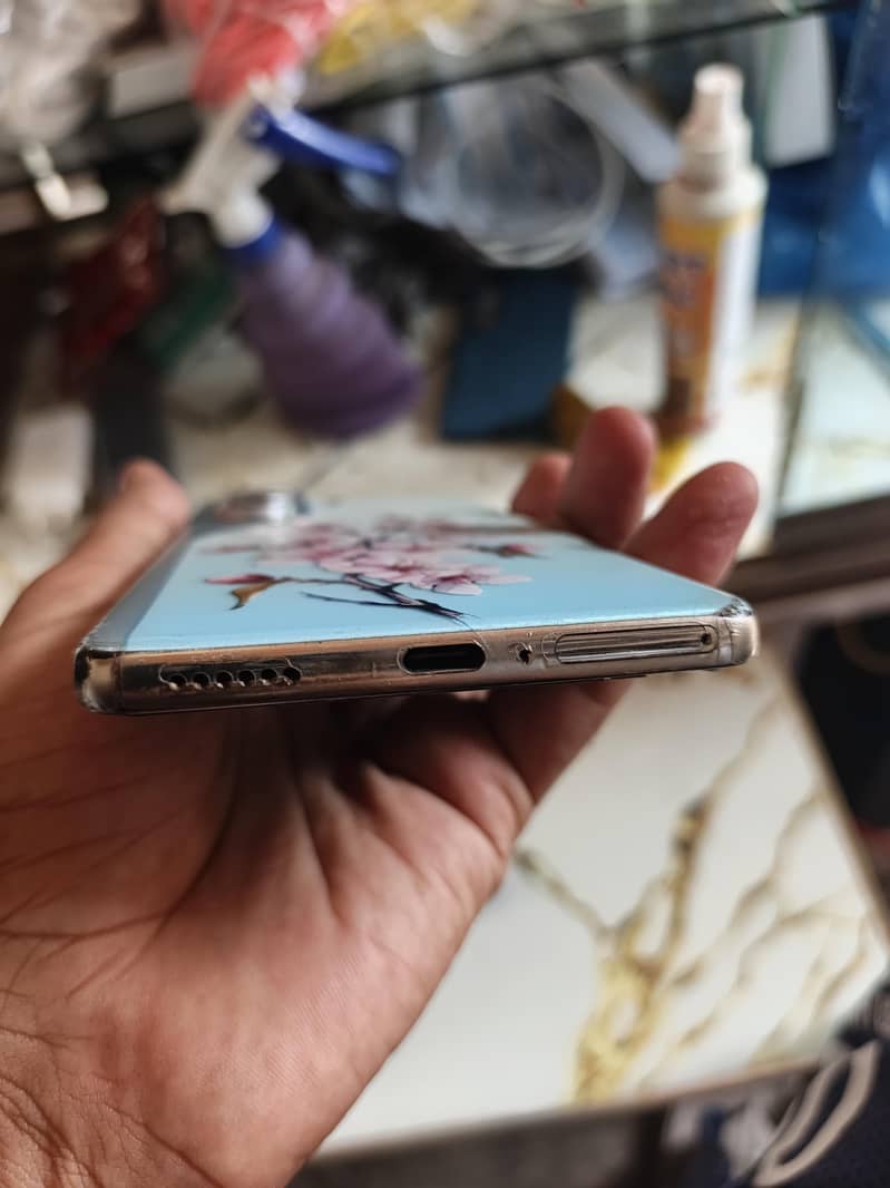 Tecno CAMON 40 1