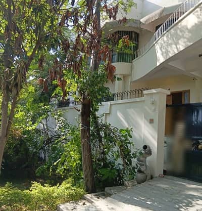 A 1 Kanal House Located In G-6 Is Available For rent