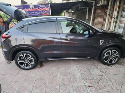 Honda Vezel 2014