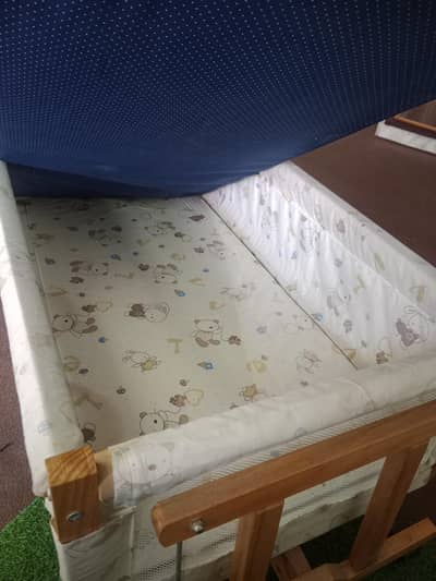 Baby cot & Swing