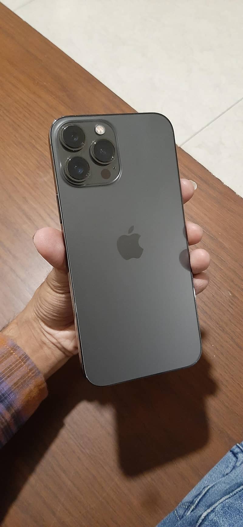 Apple iPhone 13 Pro Max 4