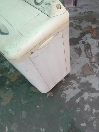 WAVES WASHING MACHINE FOR SALE