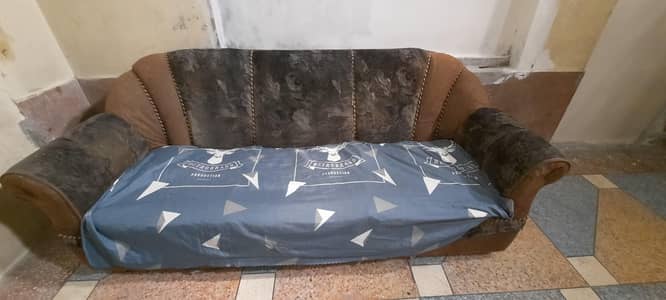 Sofa set