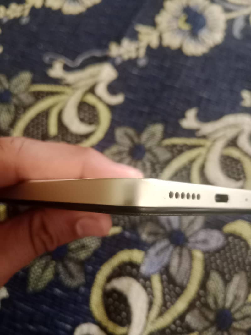 Realme C17 5