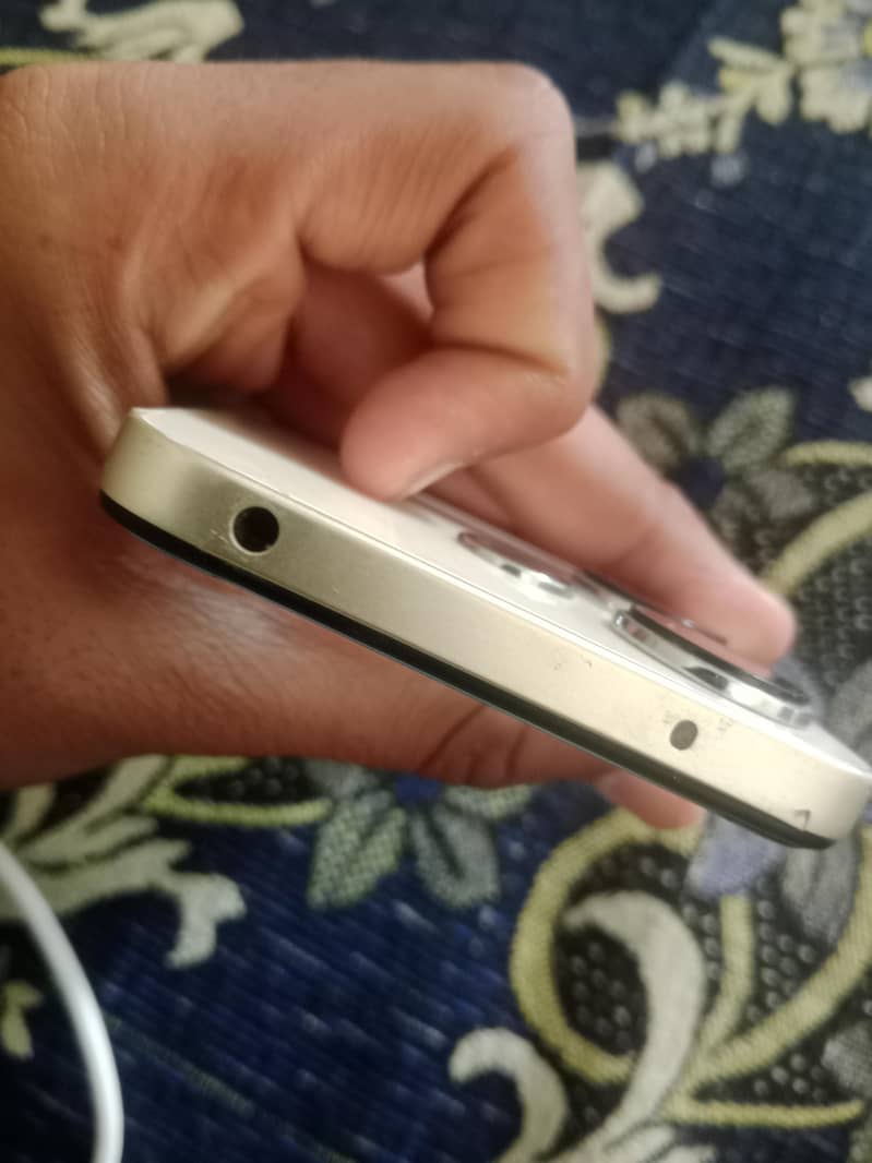 Realme C17 7
