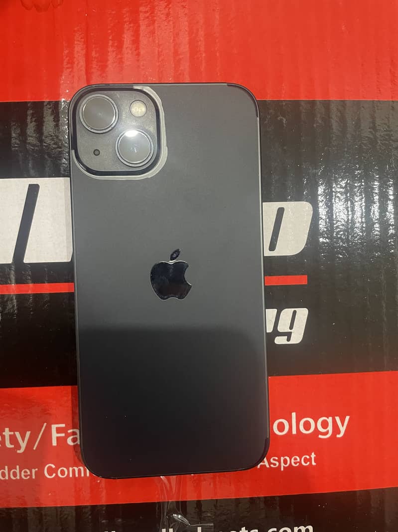 Apple iPhone 13 7