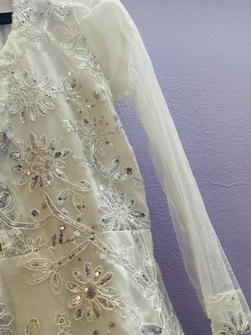 White maxi 3