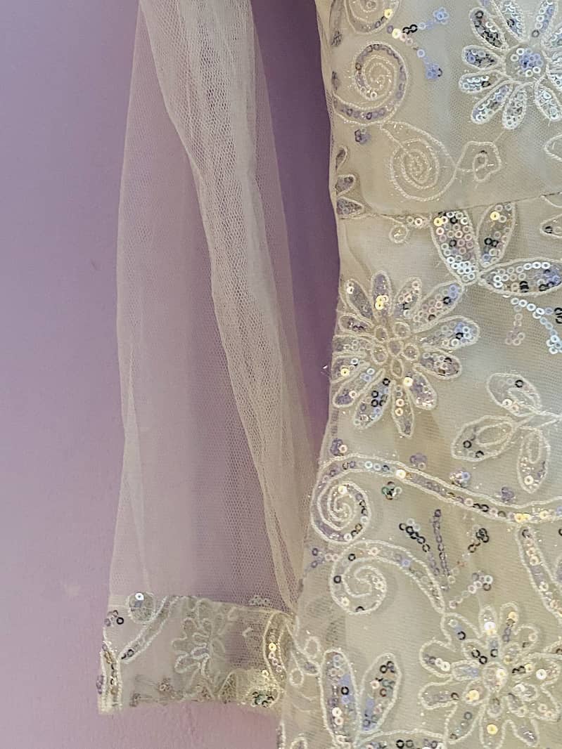 White maxi 2
